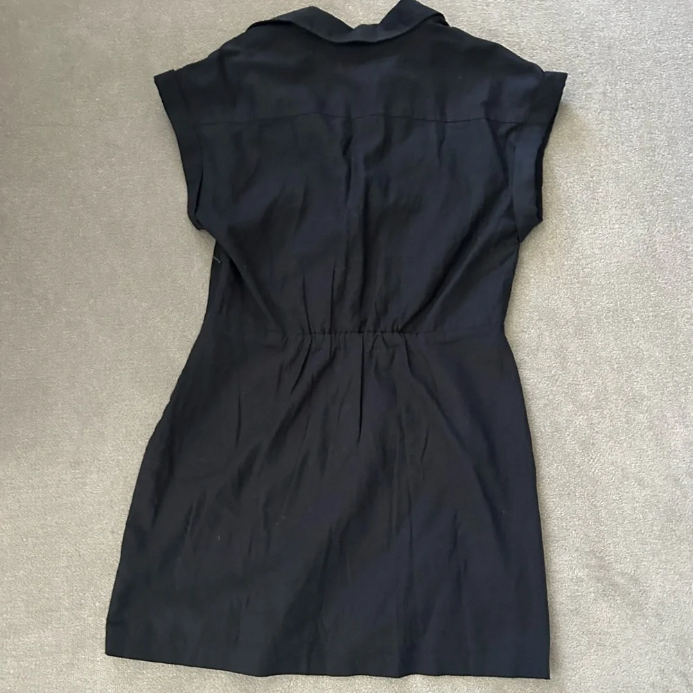 GAP Linen-Blend Shirtdress - Picture 11 of 11